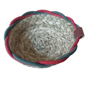 سبد حصیری مدل یلدا