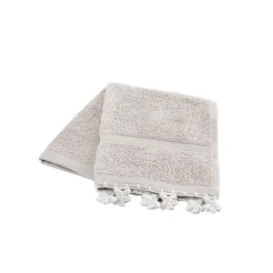 حوله دستی مادام کوکو مدل Ruth سایز 40x30 سانتی متر