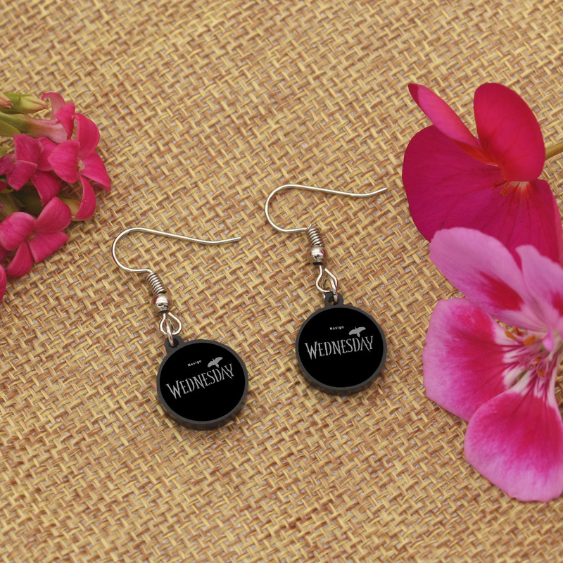 گوشواره زنانه ناکسیگو مدل شب تاب طرح Wednesday کد ES7299 مجموعه 2 عددی گوشواره زنانه ناکسیگو مدل شب تاب طرح Wednesday کد ES7299 مجموعه 2 عددی