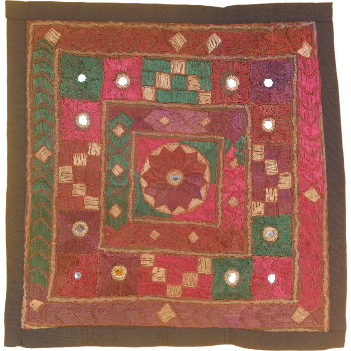 رومیزی سوزن دوزی مدل عسلی کد SOO35