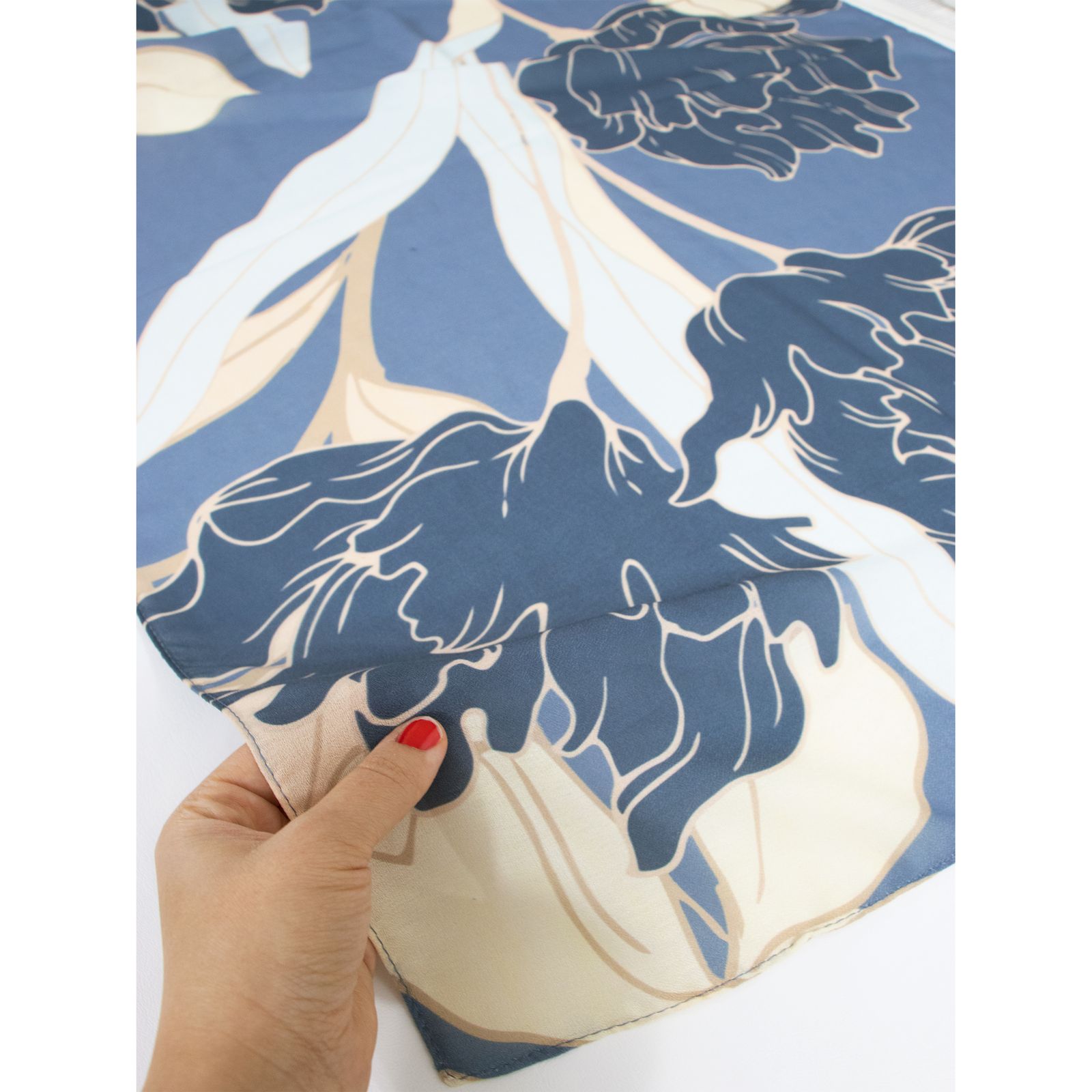 شال زنانه مدل نخ ابریشم پاییزه مزونی طرح گل شاین دار 2109 -  - 6