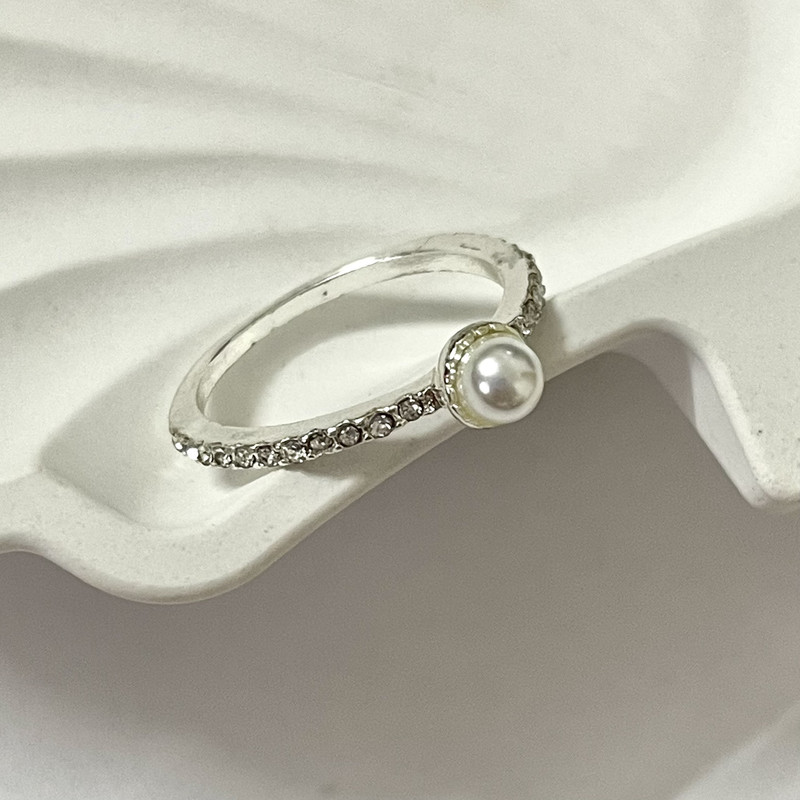 انگشتر زنانه مدل مرواریدی انگشتر زنانه مدل مرواریدی