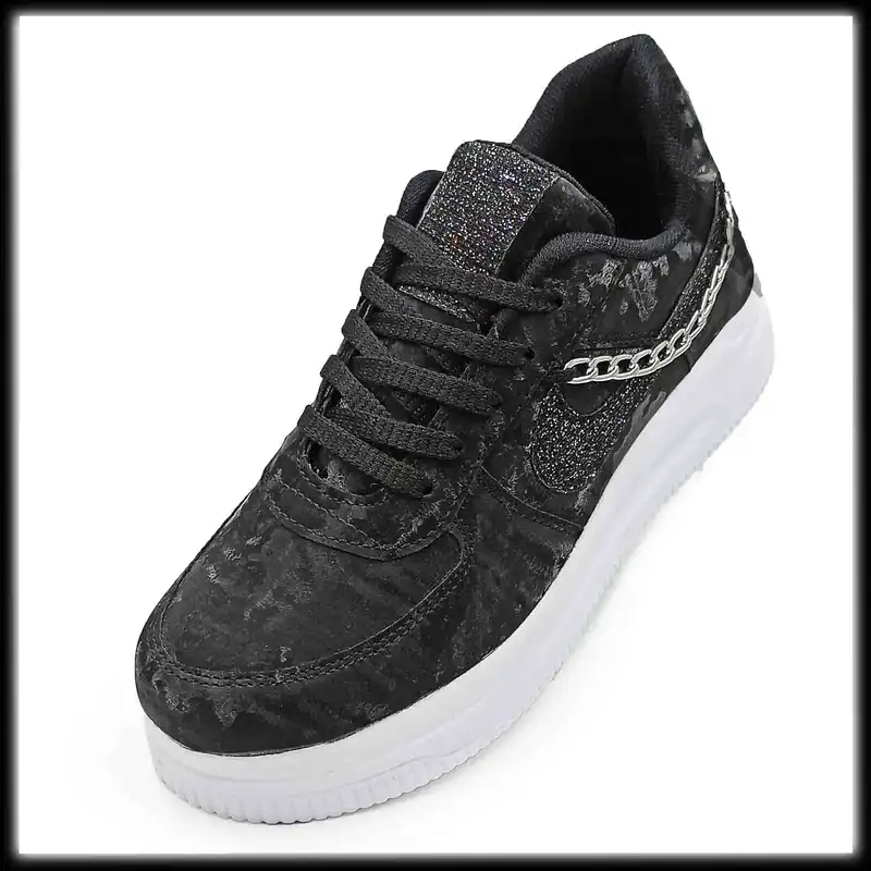 کفش راحتی زنانه مدل زنجیردار دیانا