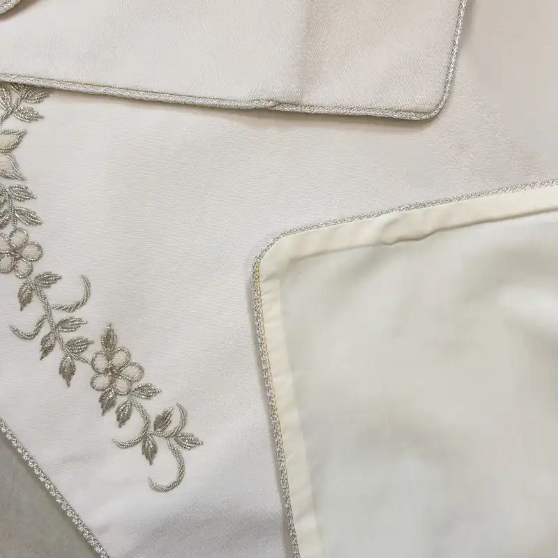 سجاده و جانماز سرمه دوزی صفاهوم مدل مخمل