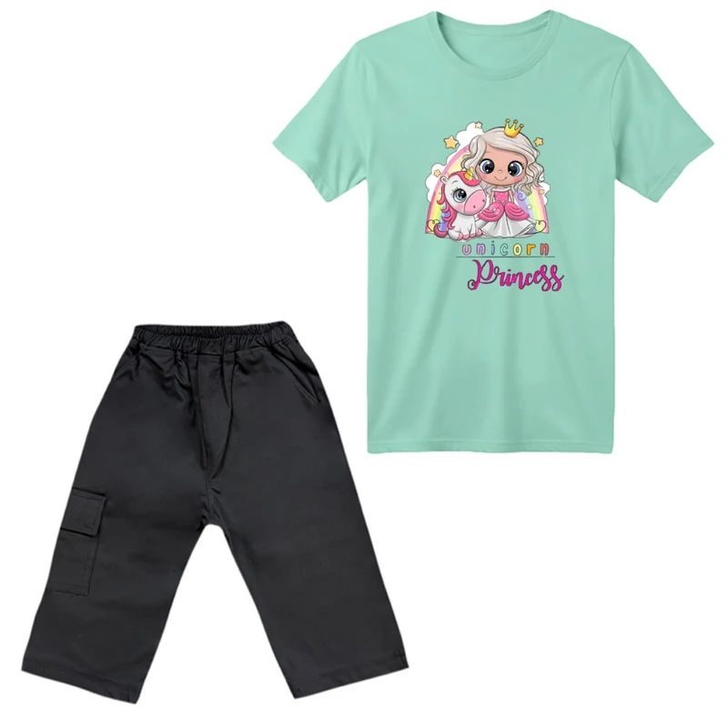 ست تی‌شرت آستین کوتاه و شلوارک دخترانه مدل یونیکورن کد ۴۳