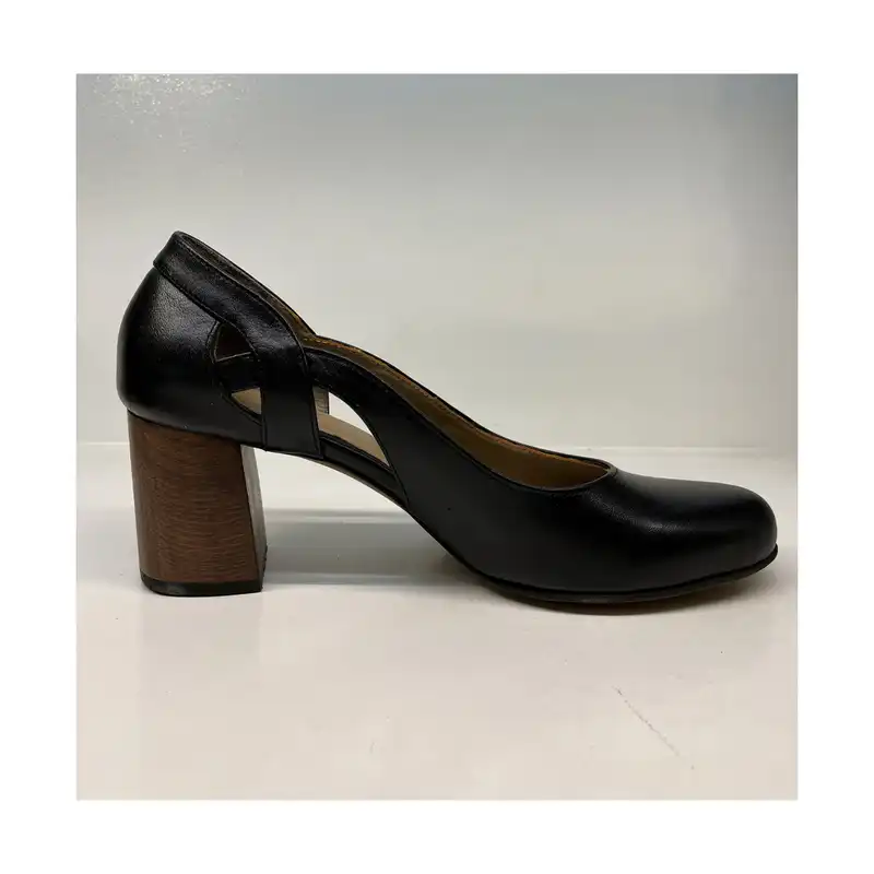 کفش زنانه سرزمین چرم مدل 1407 رنگ مشکی