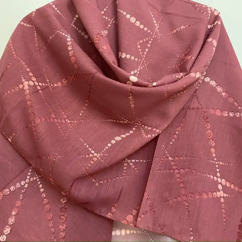 روسری زنانه مدل نخ اسپان منگوله دار کد 1626