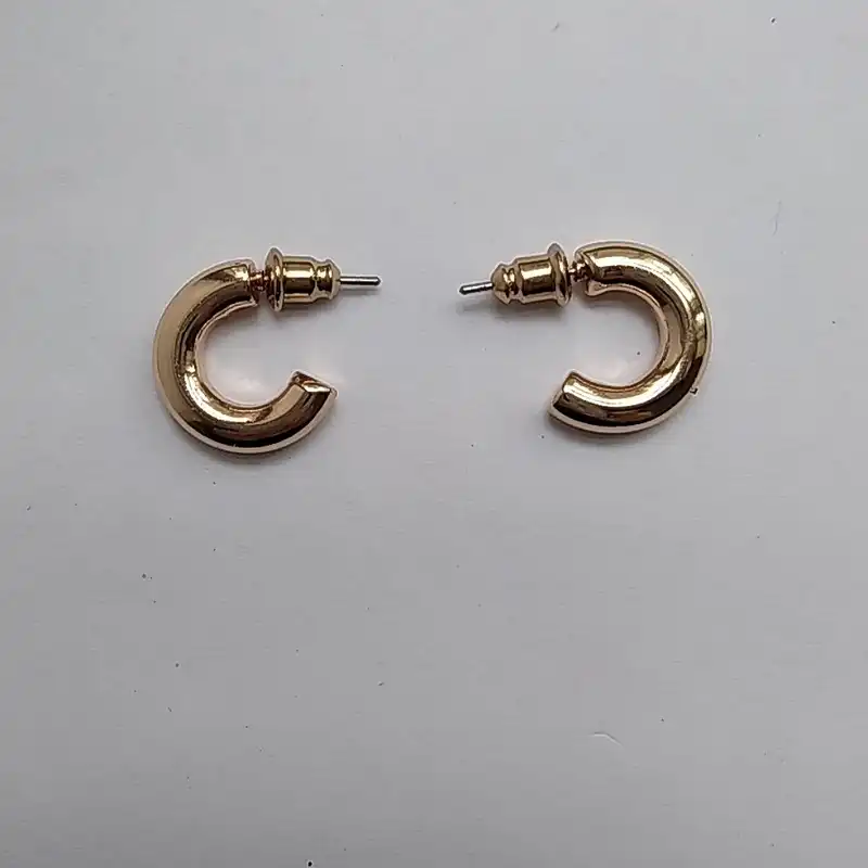 گوشواره زنانه اکسسورایز مدل حلقه ی کد H42