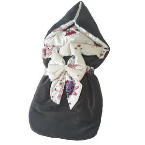 قنداق کودک طرح گربه مخملی