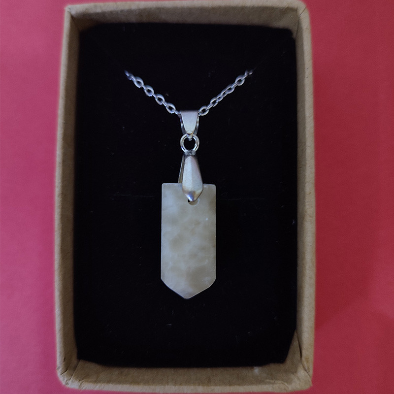 گردنبند دخترانه مدل کوارتز گردنبند دخترانه مدل کوارتز