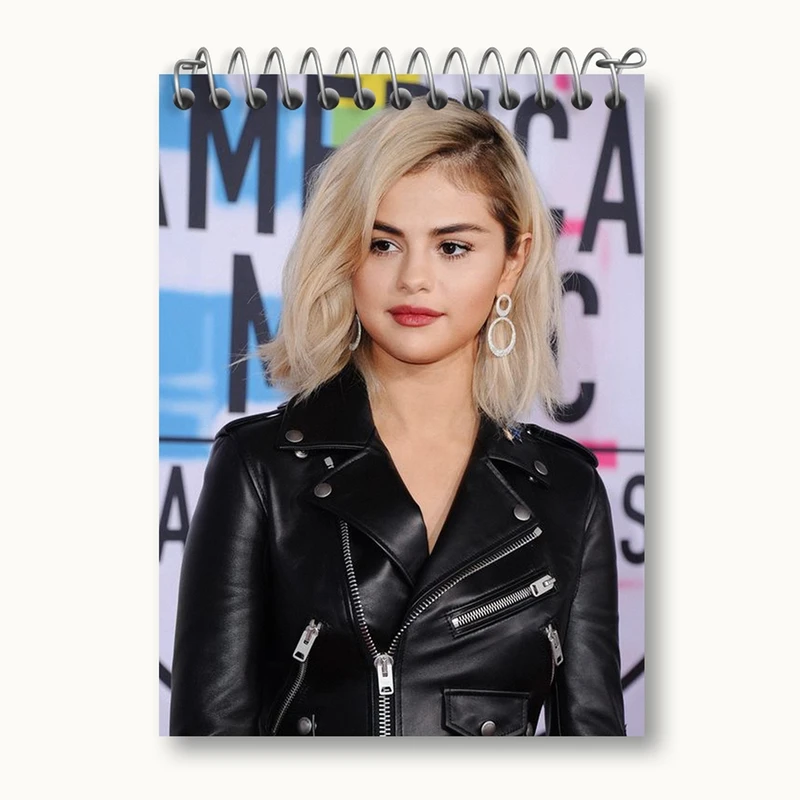 دفتر یادداشت 50 برگ خندالو مدل سلنا گومز Selena Gomez کد 19208
