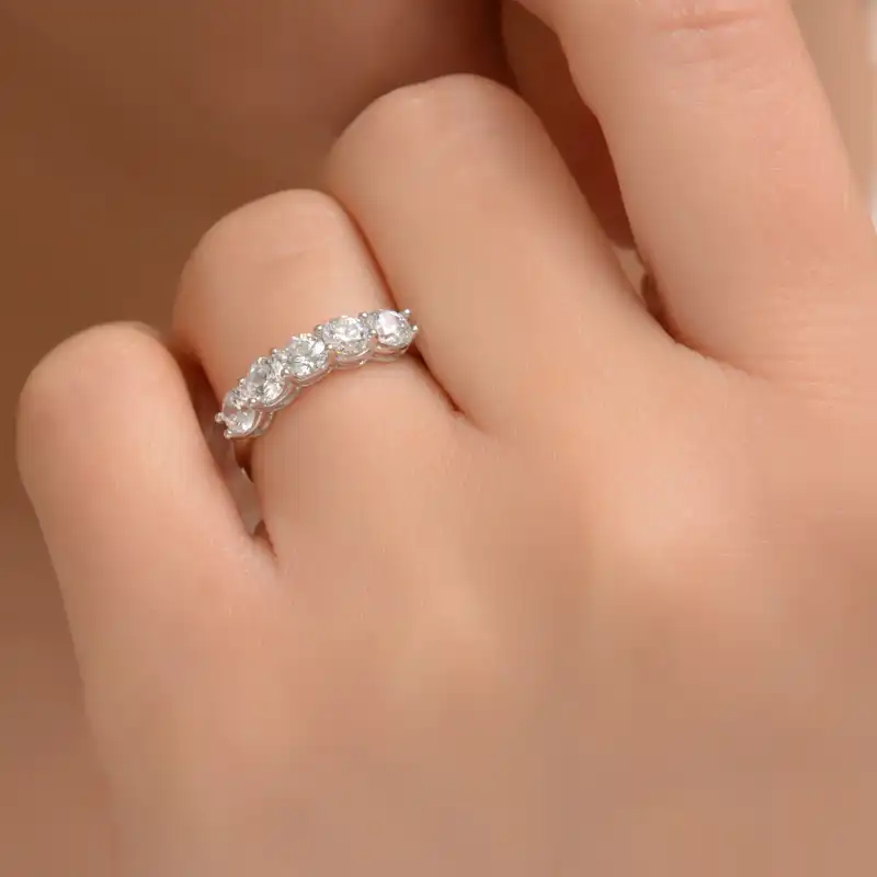 انگشتر طلا 18 عیار زنانه طلای مستجابی مدل سولیتر آوا کد 67017