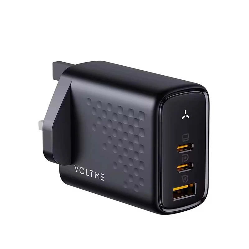 شارژر دیواری 67 وات 3 پورت ولتمی مدل Revo 67