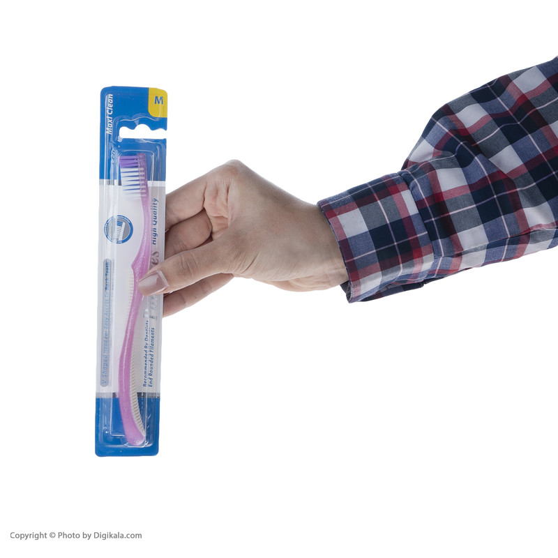 مسواک پنبه ریز مدل Maxi Clean با برس متوسط مسواک پنبه ریز مدل Maxi Clean با برس متوسط