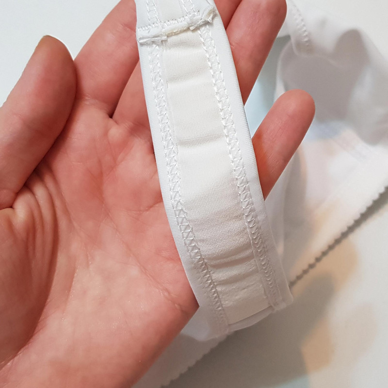 سوتین زنانه اما مدل بدون فنر کد 4929-3022 رنگ سفید