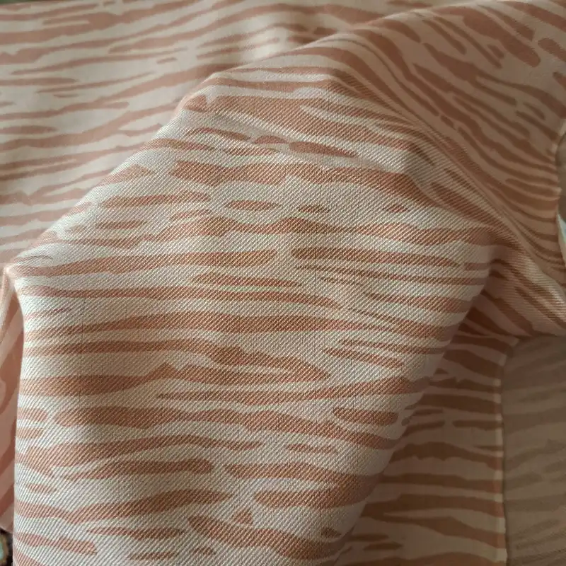 شال زنانه جوتی جینز مدل ببری کد 61 رنگ گلبهی