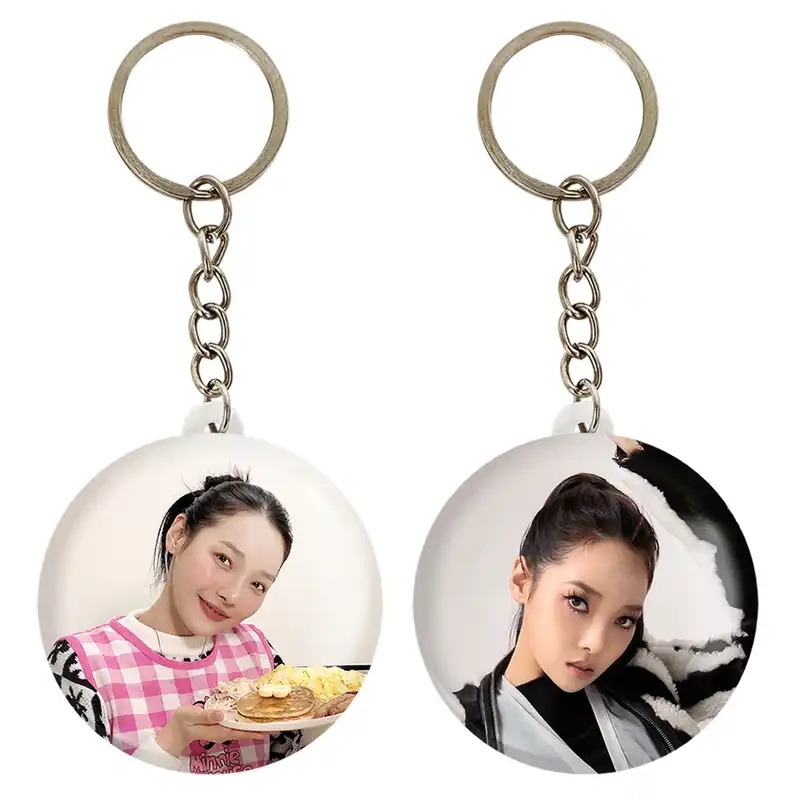 جاکلیدی خندالو مدل سومین گروه کارد Kard کد 2014220148 مجموعه 2 عددی