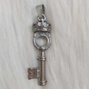 آویز گردنبند طرح کلید کد Key111