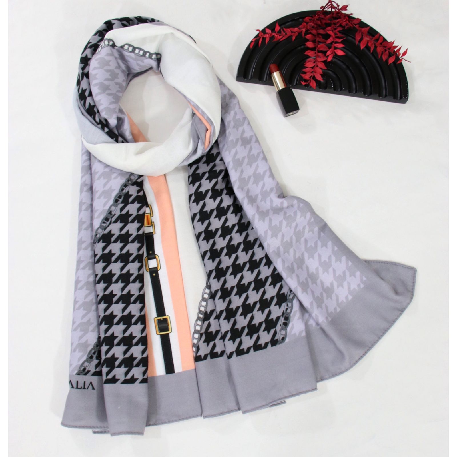 شال زنانه مدل موهر طرح پیچازی کد 2762 - - 25