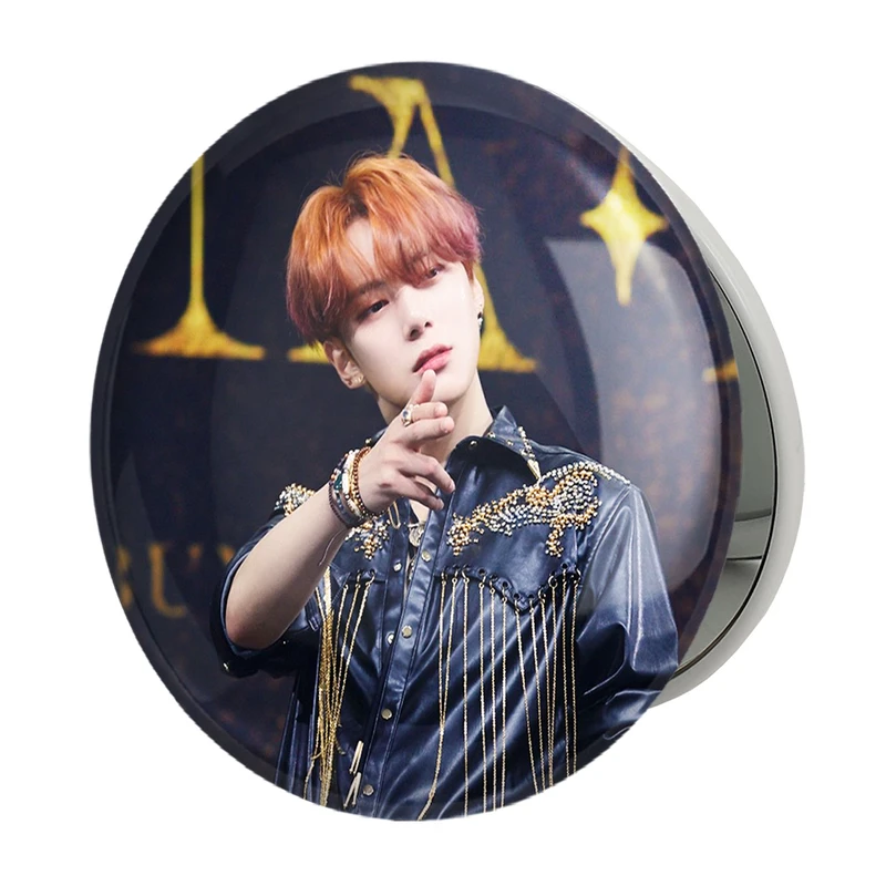 آینه جیبی خندالو طرح مینهیوک گروه مانستا اکس MONSTA X مدل تاشو کد 12262 