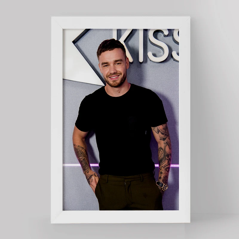 تابلو خندالو مدل لیام پین گروه موسیقی وان دایرکشن One Direction کد 18900