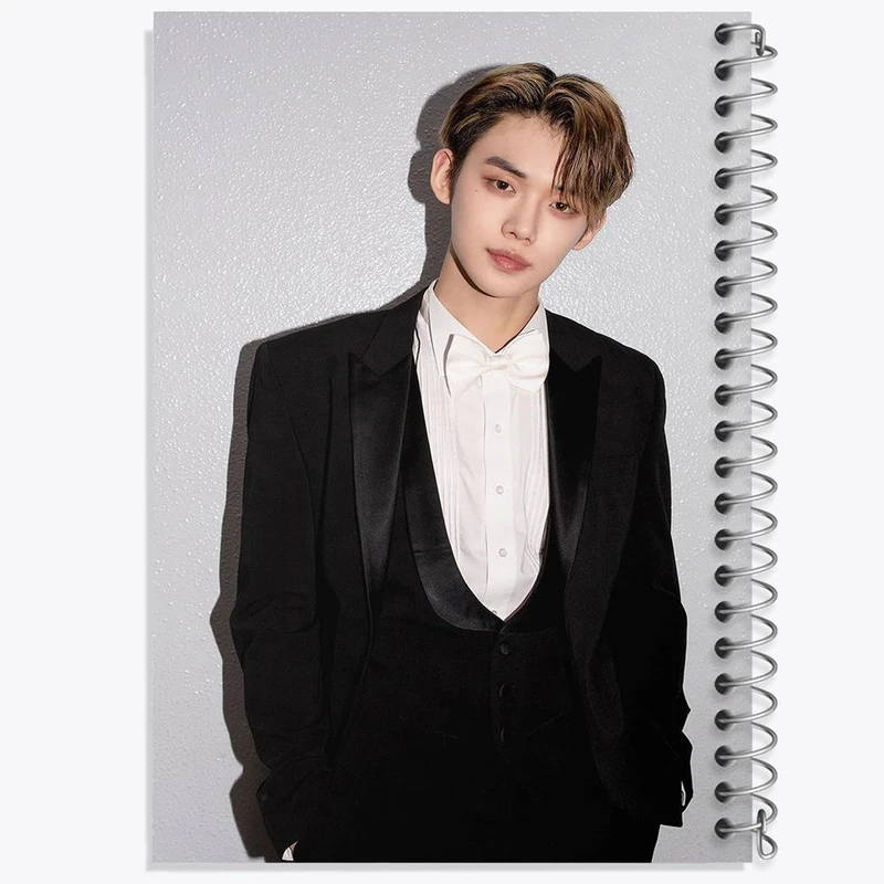 دفتر شطرنجی 50 برگ خندالو طرح یونجون گروه تی اکس تی TXT کد 19982