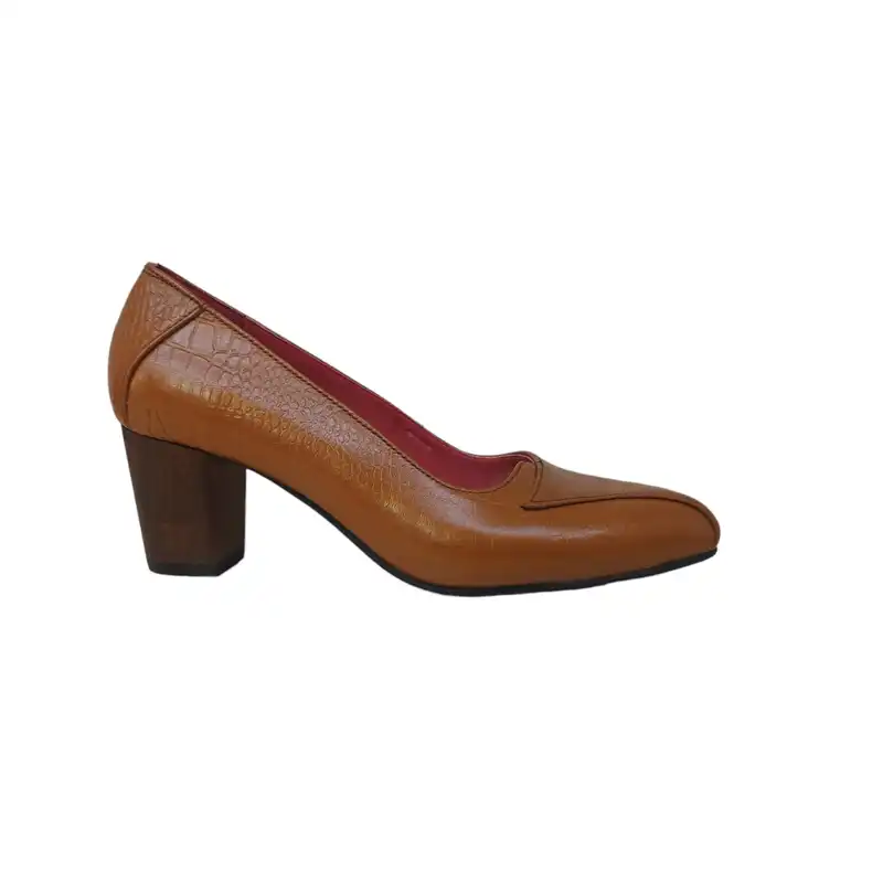 کفش زنانه مدل ZPM 205 CHR چرم طبیعی رنگ عسلی