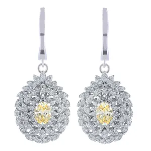 گوشواره طلا 18 عیار زنانه مدل زیر‌کن سنتاتیک کد 10704