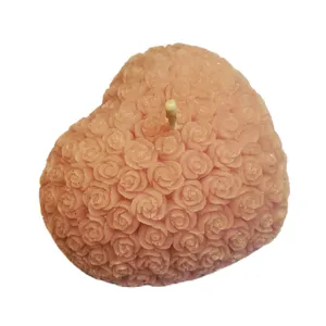 شمع مدل قلب طرح گل 