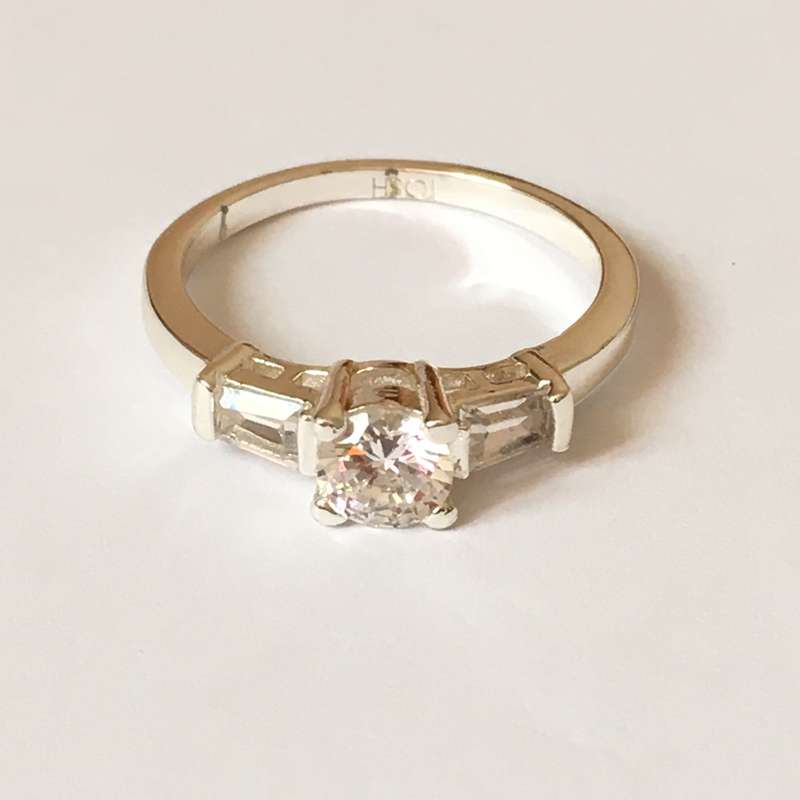 انگشتر زنانه تاش مدل DT198 انگشتر زنانه تاش مدل DT198