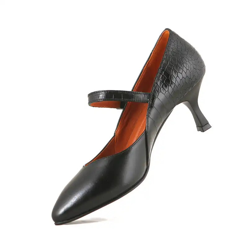 کفش زنانه چرم یلسان مدل اولویا کد PRM-603-msk