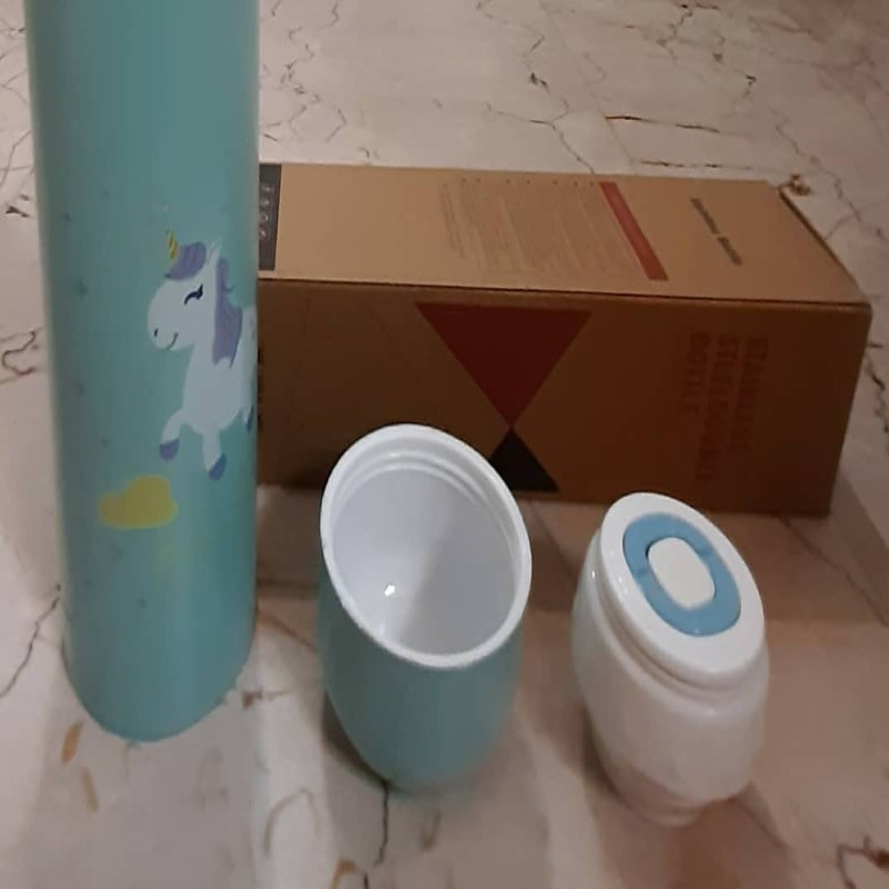 فلاسک کودک مدل اسب تک شاخ گنجایش 0.5 لیتر فلاسک کودک مدل اسب تک شاخ گنجایش 0.5 لیتر