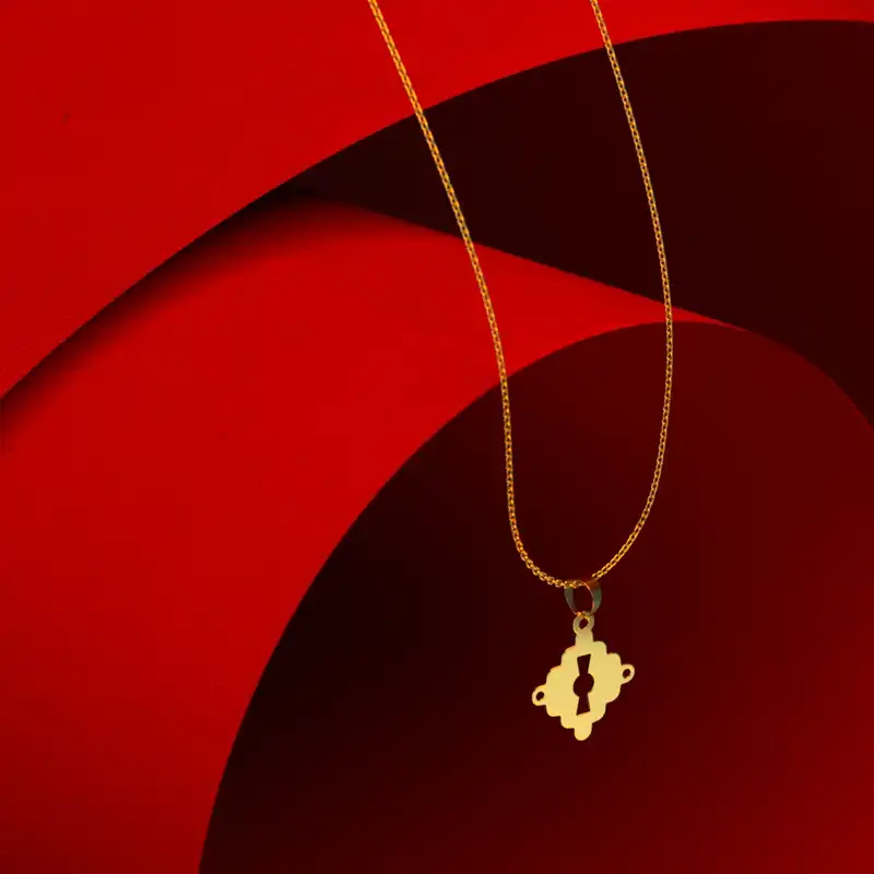 گردنبند طلا 18 عیار زنانه مدوپد مدل قفل کد F3-1-1185