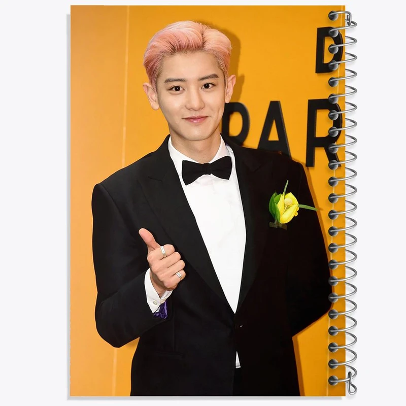 دفتر ژورنال نویسی 50 برگ خندالو مدل نقطه ای طرح پارک چانیول گروه اکسو EXO کد 13332