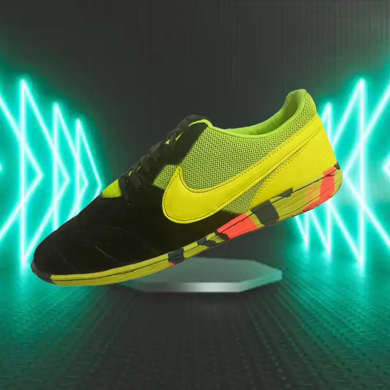 کفش فوتسال مردانه مدل سالنی چرم