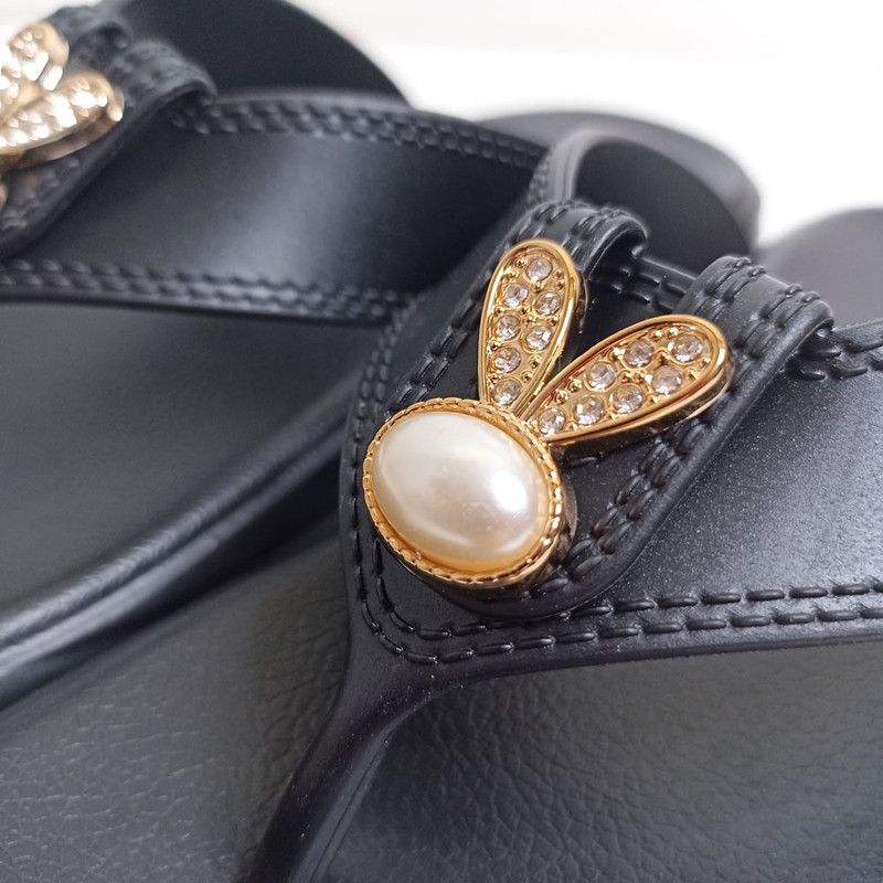 دمپایی لاانگشتی زنانه پاپا مدل هیون کد 1617