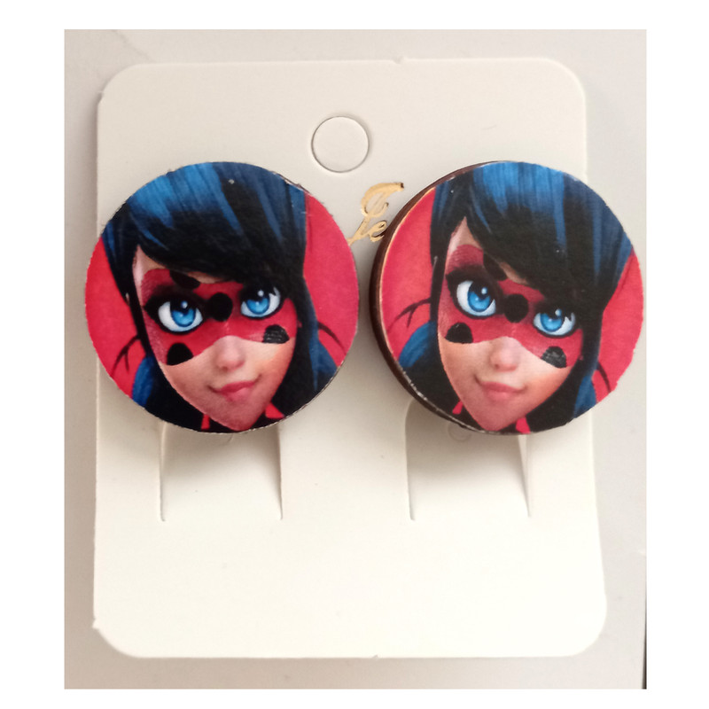 گوشواره دخترانه مدل دختر کفشدوزکی کد 114 گوشواره دخترانه مدل دختر کفشدوزکی کد 114