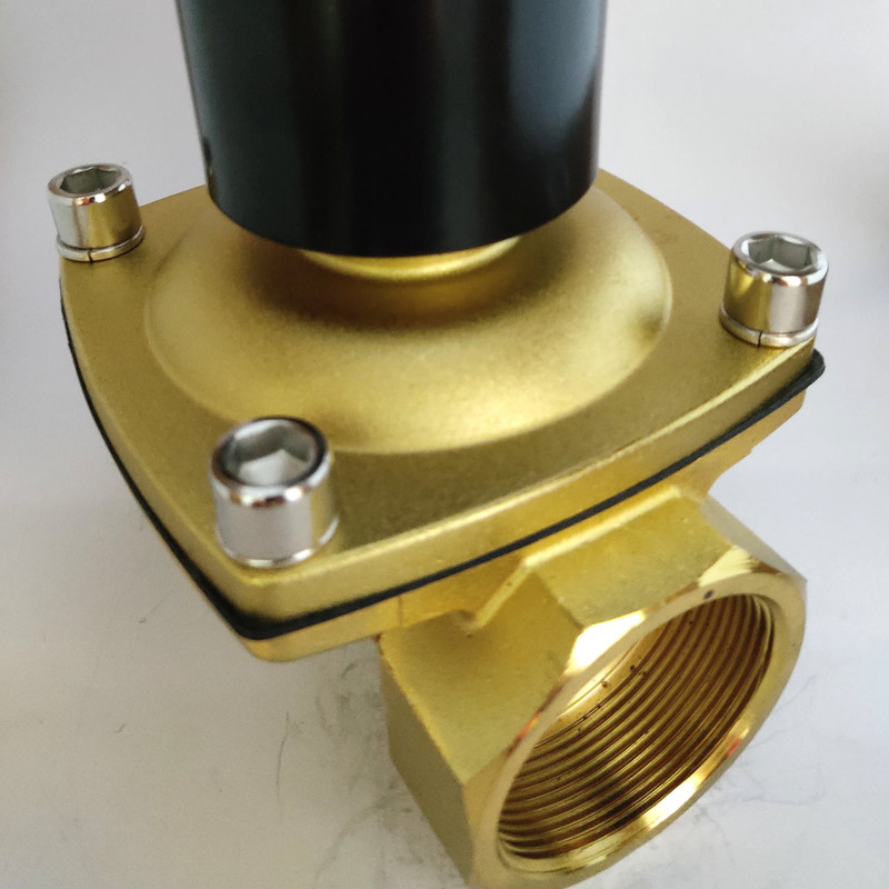 شیر برقی مدل 2w500-50-2in-24v شیر برقی مدل 2w500-50-2in-24v