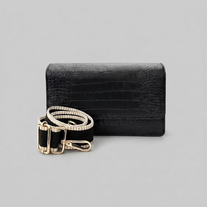 کیف چرمی زنانه مدل EZ-BLK-601