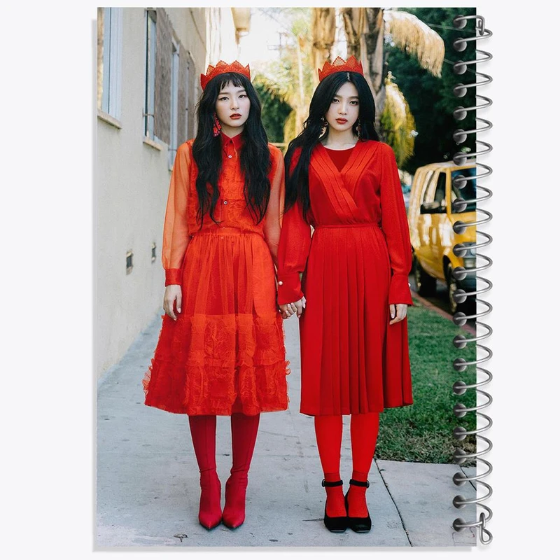دفتر نت موسیقی 50 برگ خندالو مدل جوی و سولگی گروه رد ولوت Red Velvet کد 13003