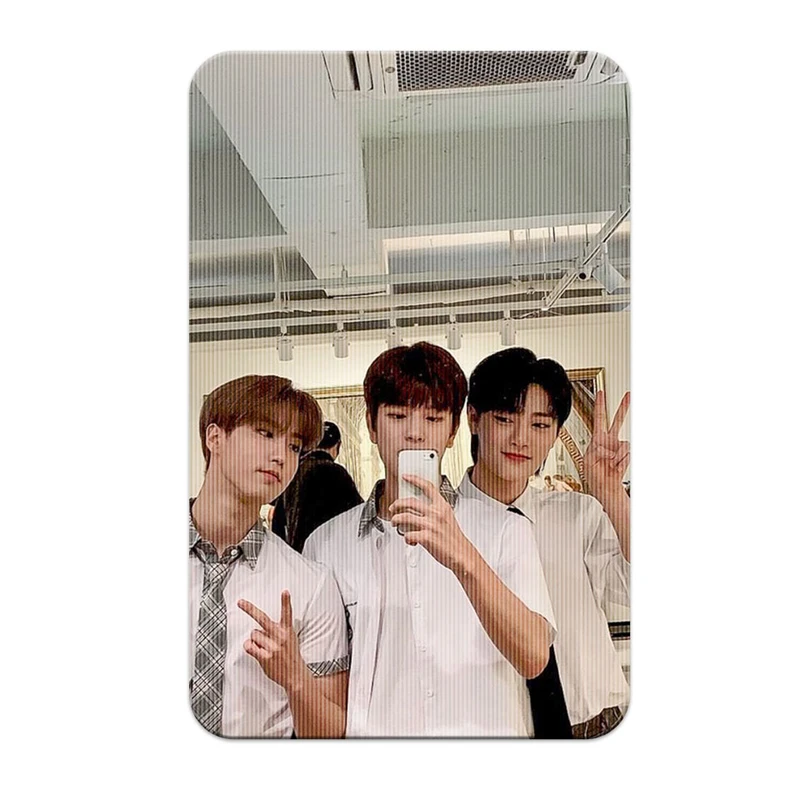 استیکر کارت پرمانه طرح straykids کد pm3d.2959