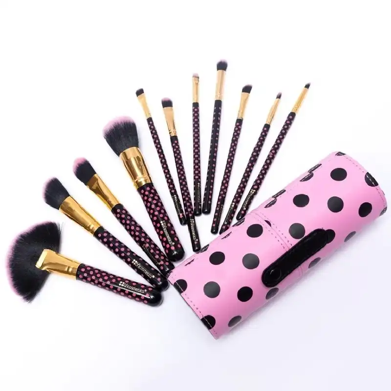 ست برس آرایشی مدل 011 بسته 11 عددی