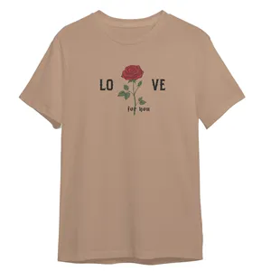 تی شرت آستین کوتاه زنانه مدل عاشقانه گل رز کد 411 رنگ کرم نخودی