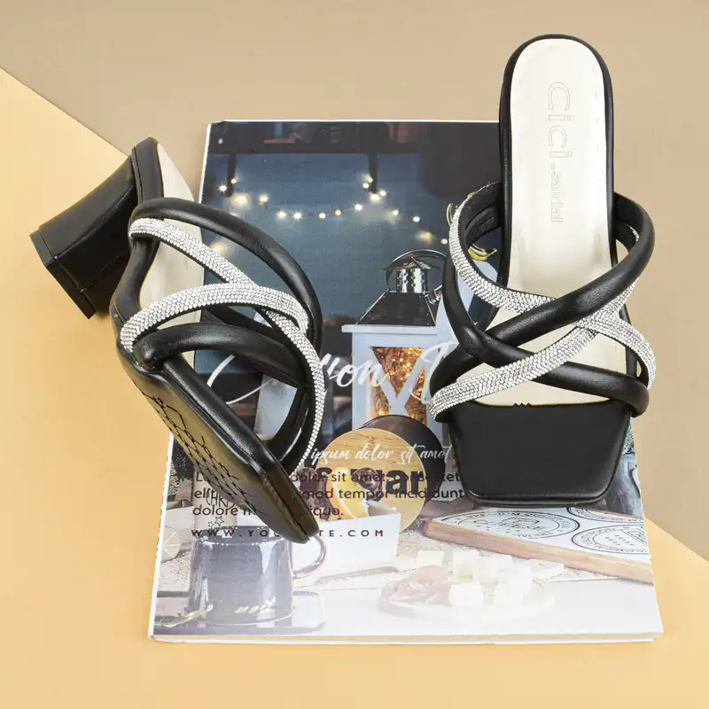 صندل زنانه مدل CiCi کد BK.2907