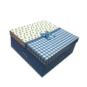  جعبه هدیه طرح گل گلی چهارخونه مدل 19x19x7