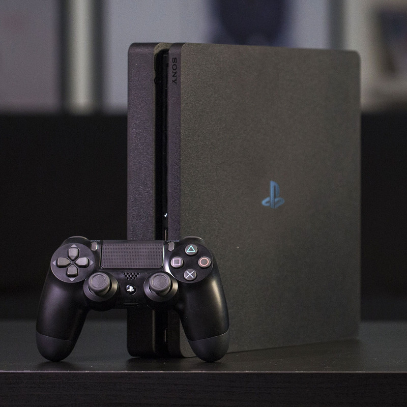 کنسول بازی سونی مدل Playstation 4 Slim ریجن 3 سری CUH-2218B ظرفیت 1 ترابایت به همراه 10 عدد بازی