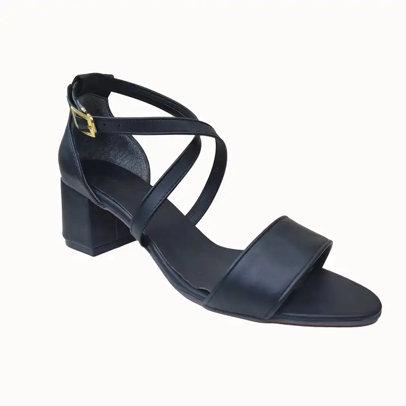 صندل زنانه مدل مجلسی پاشنه دار 28 چرم رنگ مشکی