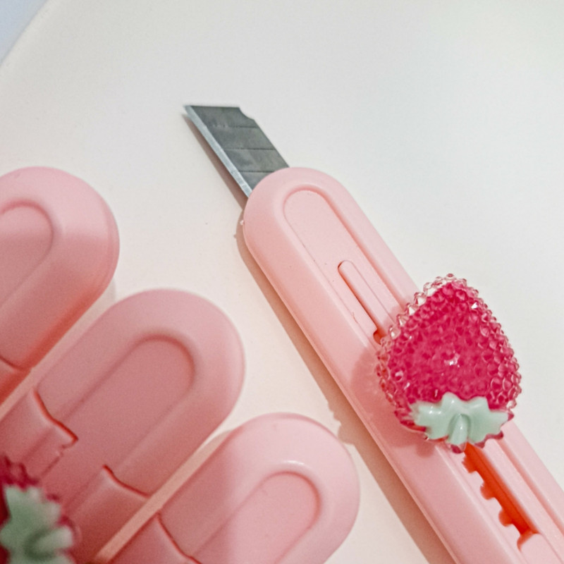 کاتر مدل توت فرنگی الماسی بسته 3 عددی