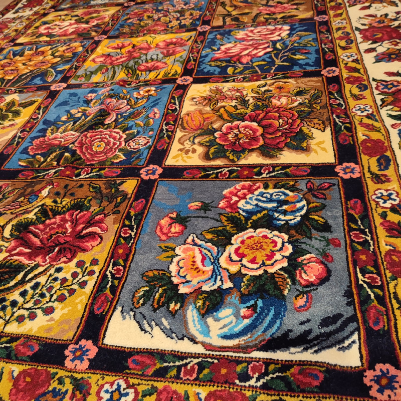 فرش دستباف شش متری طرح خشتی مدل AA یک جفت