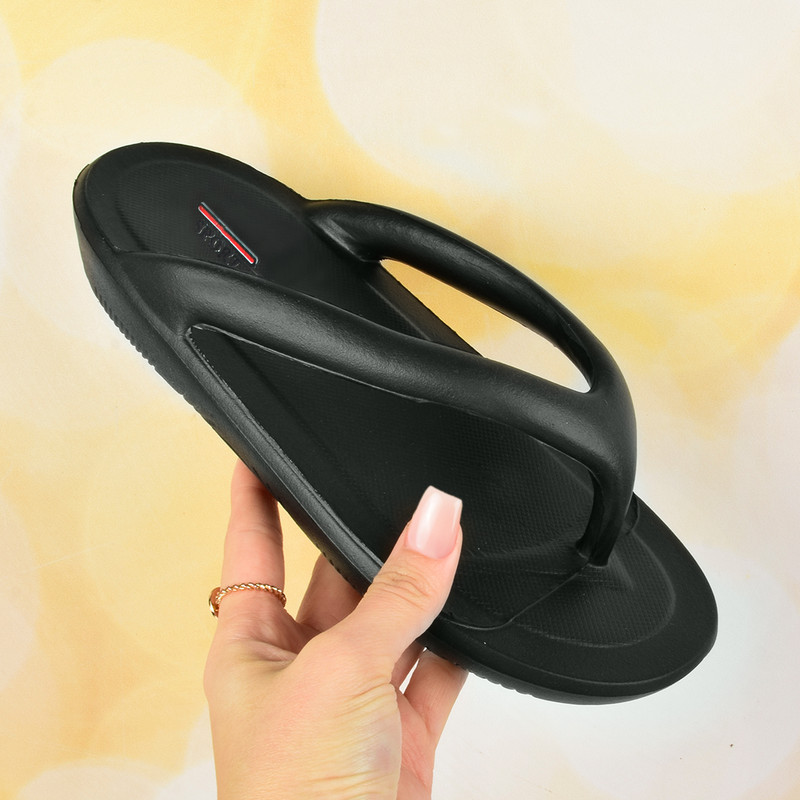 دمپایی لاانگشتی زنانه مدل BK.2765